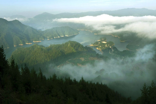 九龙湖（福建省永安市九龙湖）