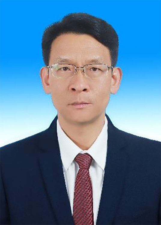 徐贤（云南省丽江市委常委，市人民政府党组副书记、副市长，市行政学院院长）