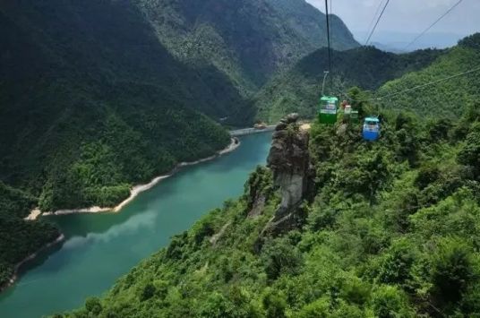 大觉山国家级水利风景区