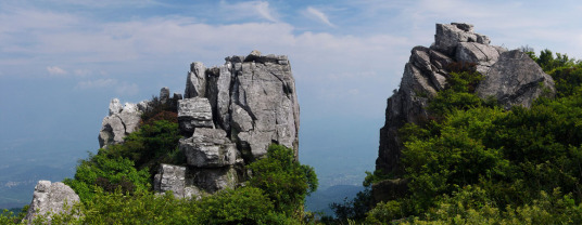 石门山（江西莲花县）