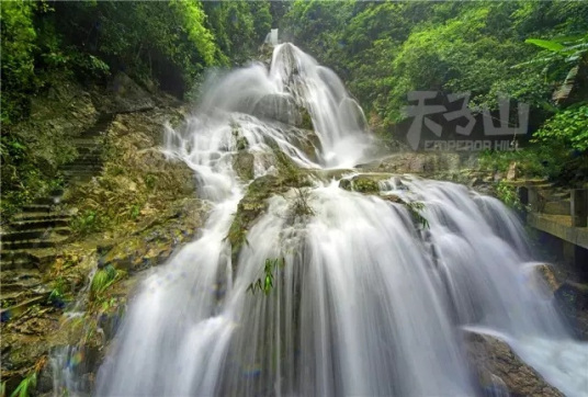 清远天子山瀑布度假景区