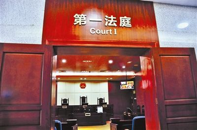 28岁教师情侣双双被撞身亡，平台与肇事司机，谁的错更大？