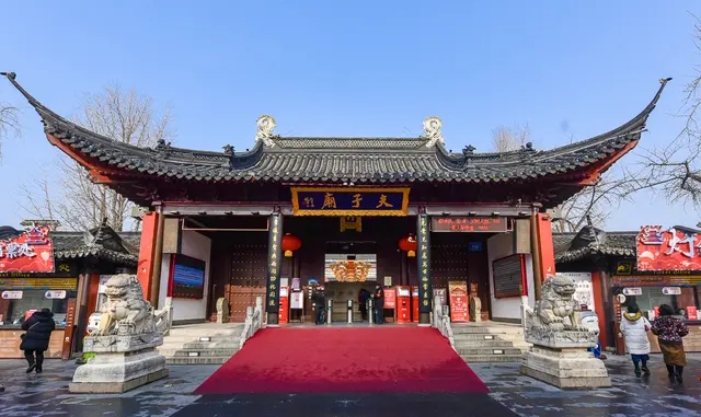 南京有多少名胜古迹啊？