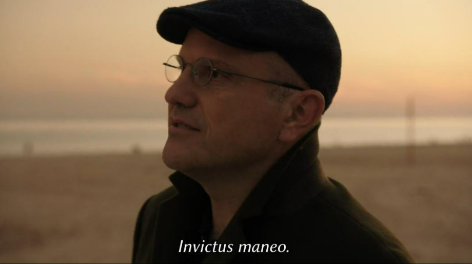 invictus maneo(拉丁语)我不可战胜 怎么读