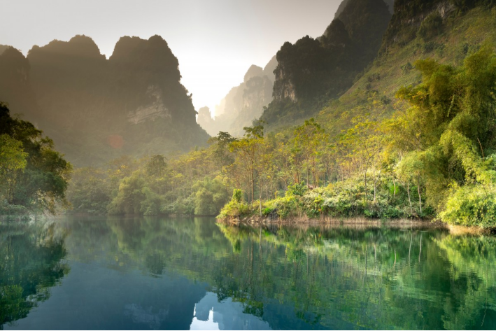 关于山水的成语