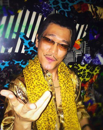 pen pineapple apple pen是什么意思？