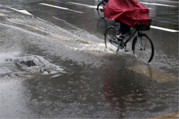 时隔一个月河南再迎强降雨，本轮与720暴雨有何不同？