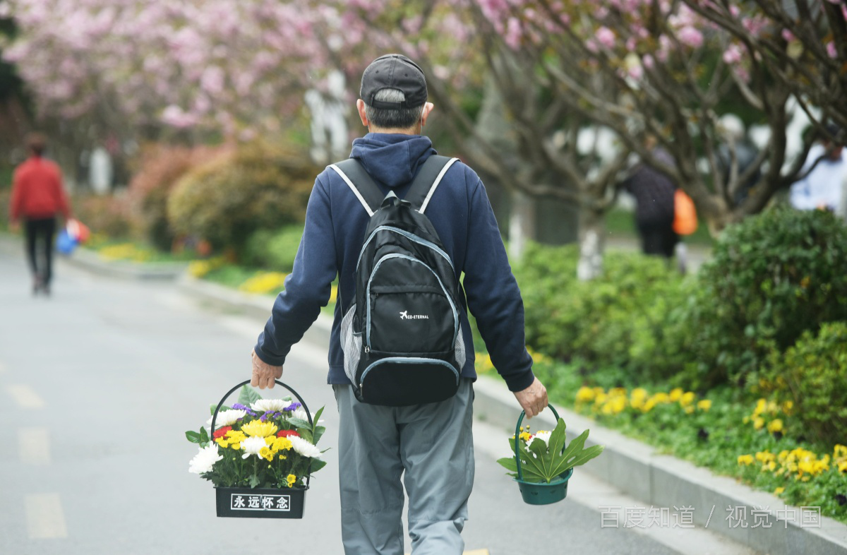 如何向他人寻求帮助？